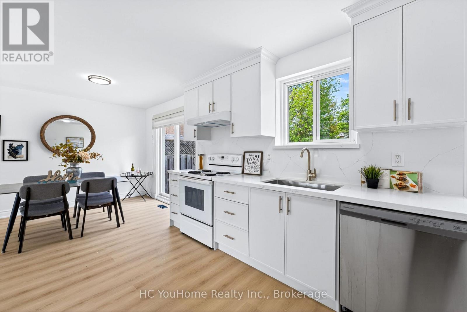 230 EAST STREET - 12