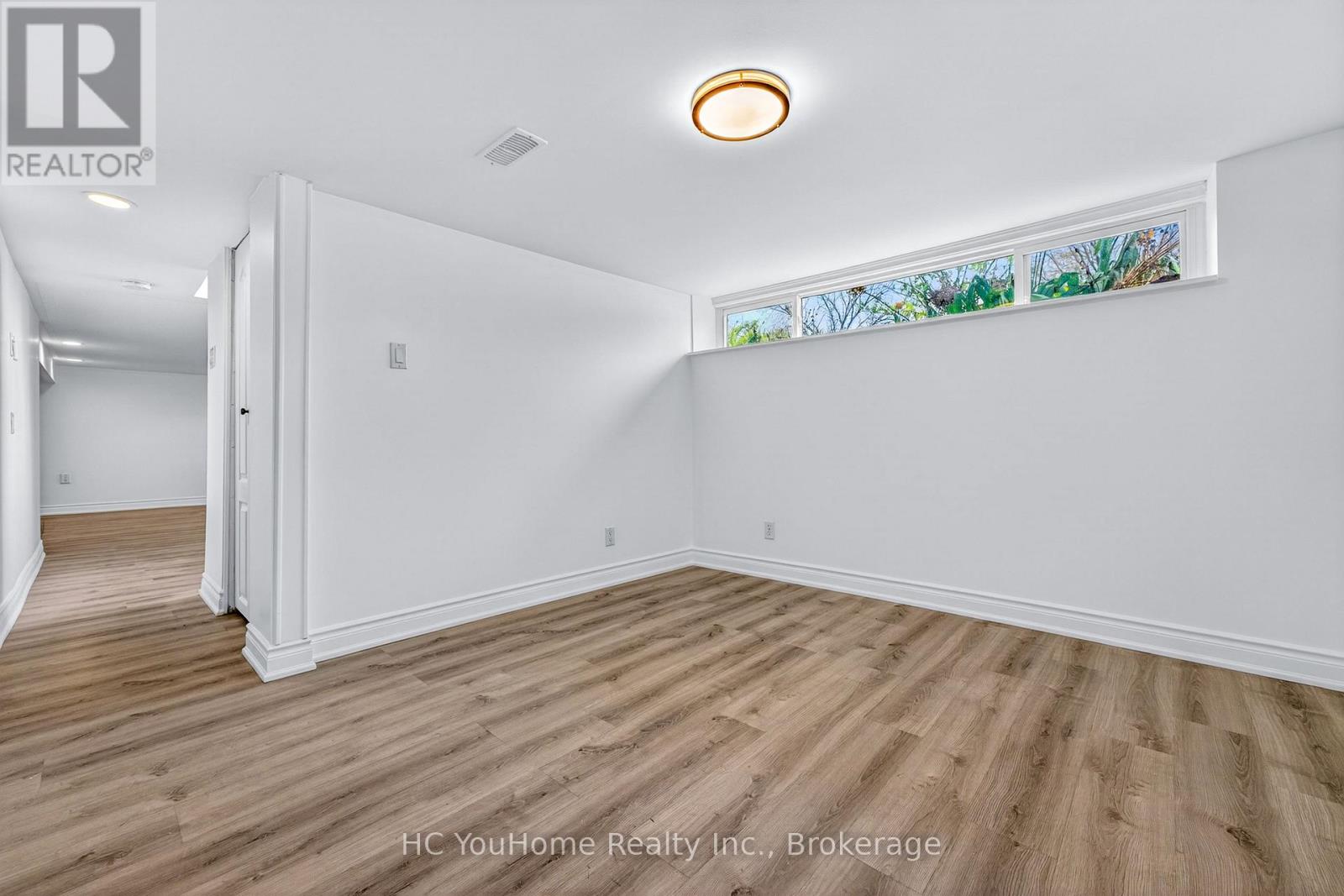230 EAST STREET - 27