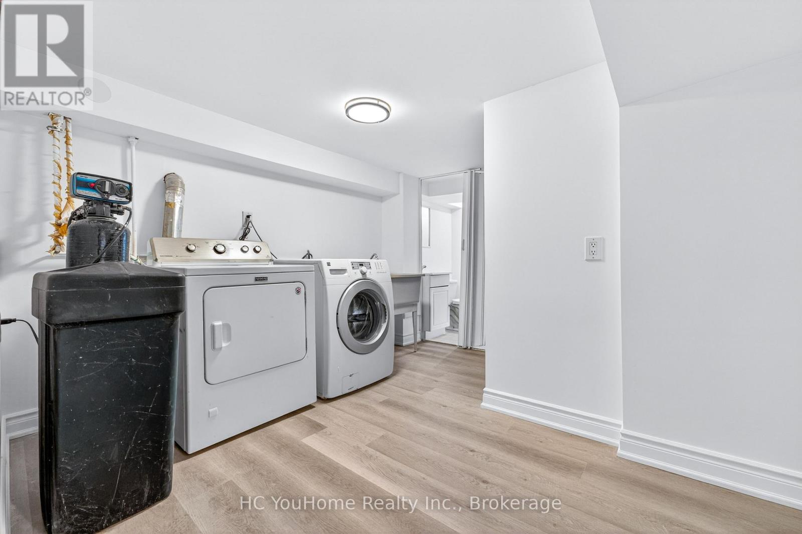 230 EAST STREET - 30