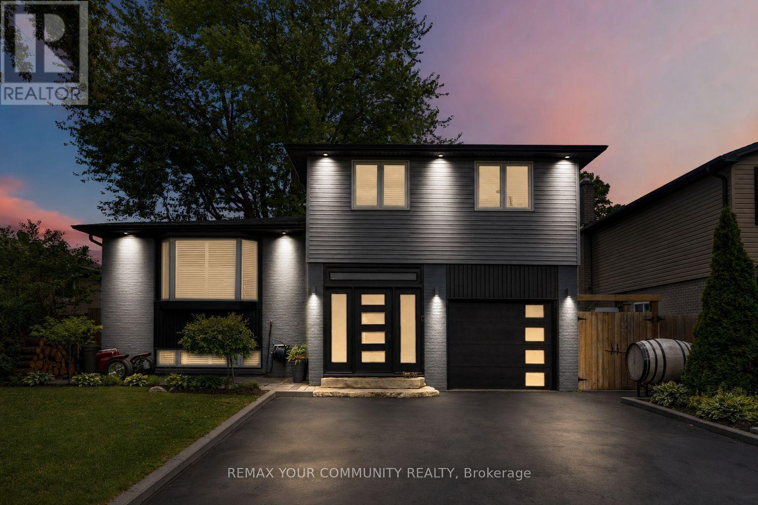 614 RUPERT AVENUE - 1