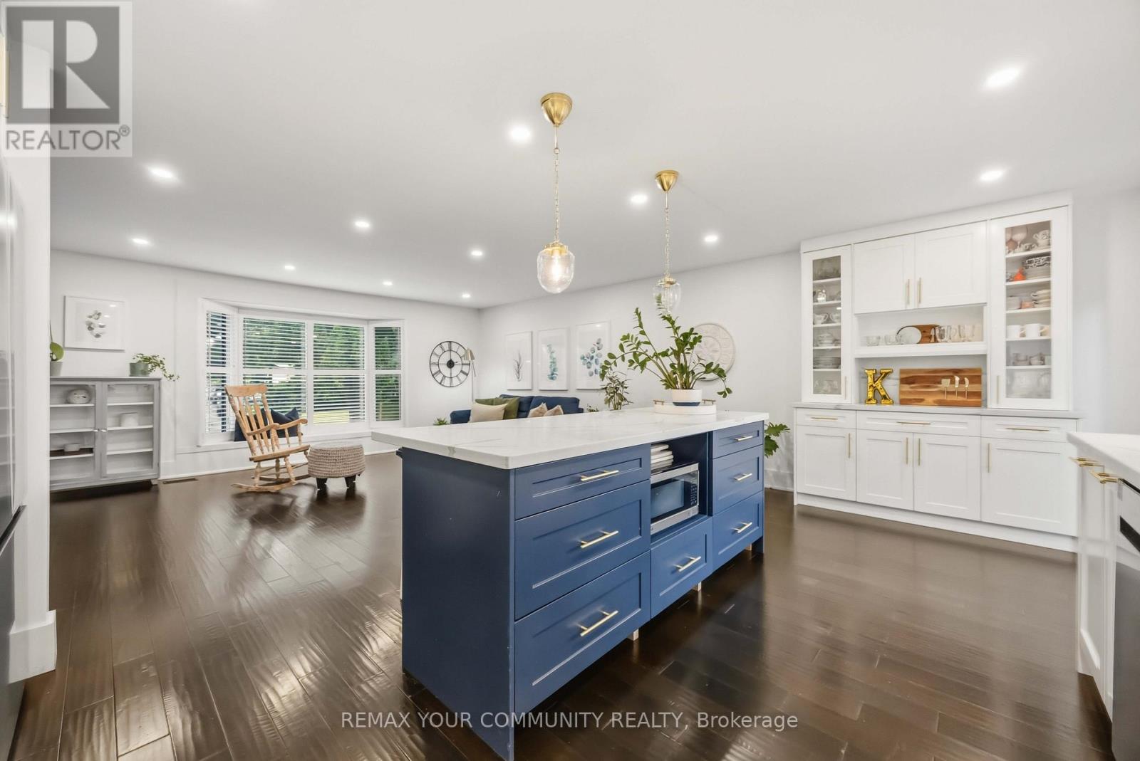 614 RUPERT AVENUE - 20