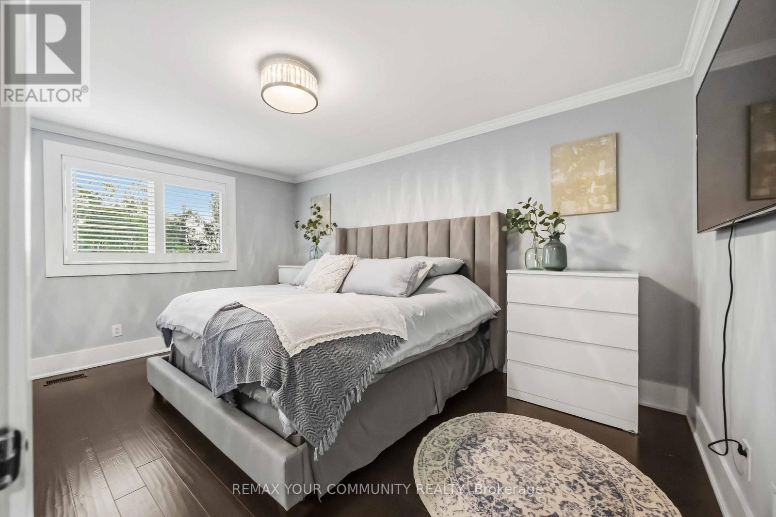 614 RUPERT AVENUE - 26