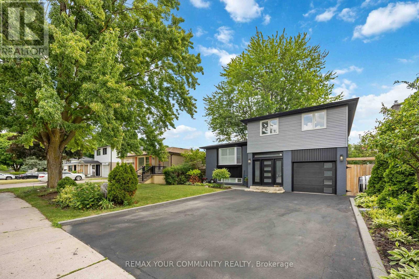 614 RUPERT AVENUE - 3