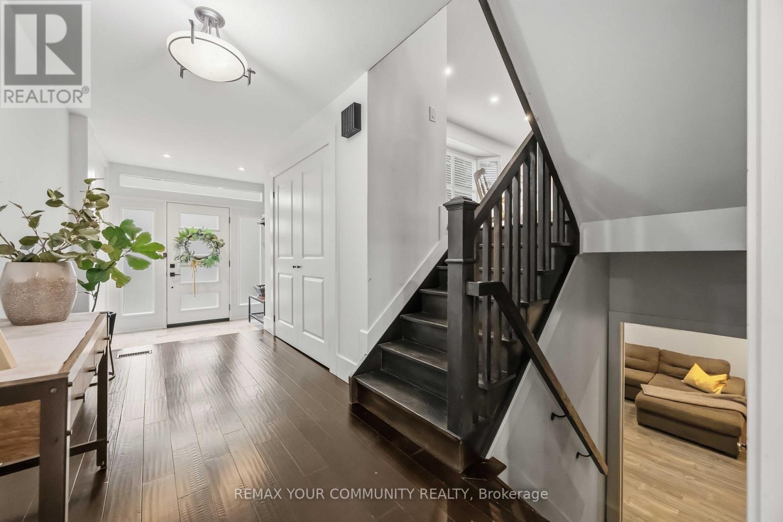 614 RUPERT AVENUE - 7