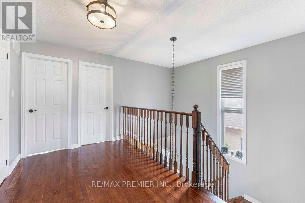 1248 MARY-LOU STREET - 23