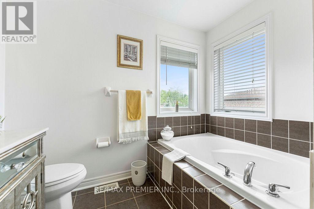 1248 MARY-LOU STREET - 29