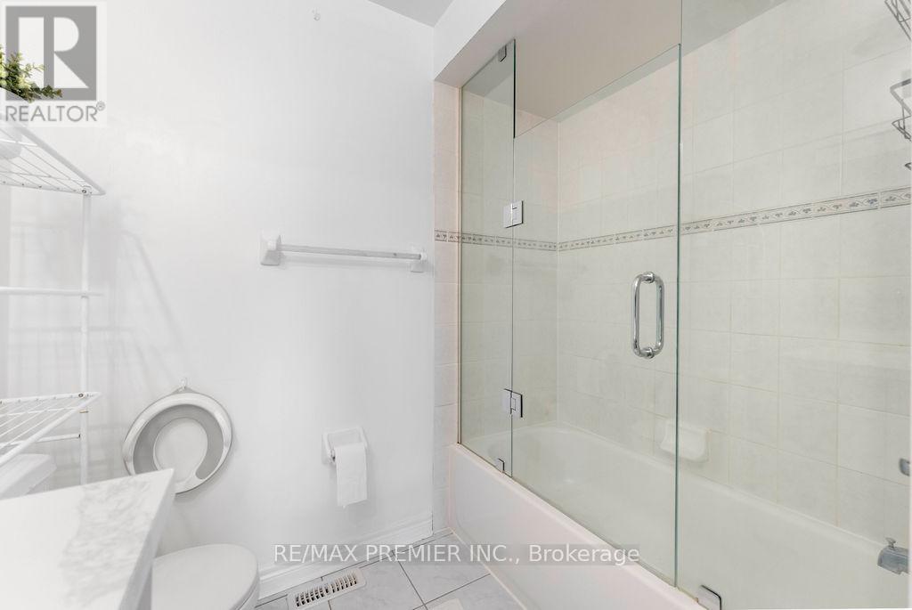 1248 MARY-LOU STREET - 35