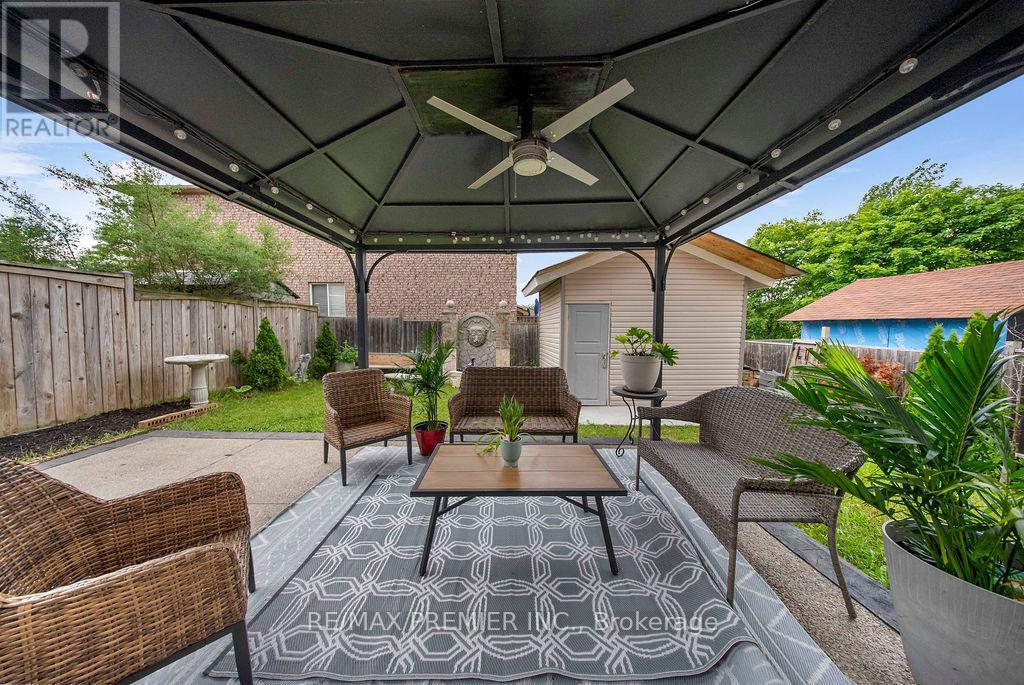 1248 MARY-LOU STREET - 44