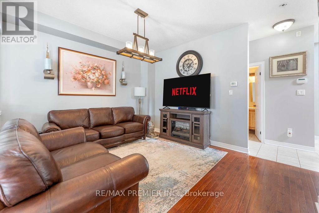 1248 MARY-LOU STREET - 8