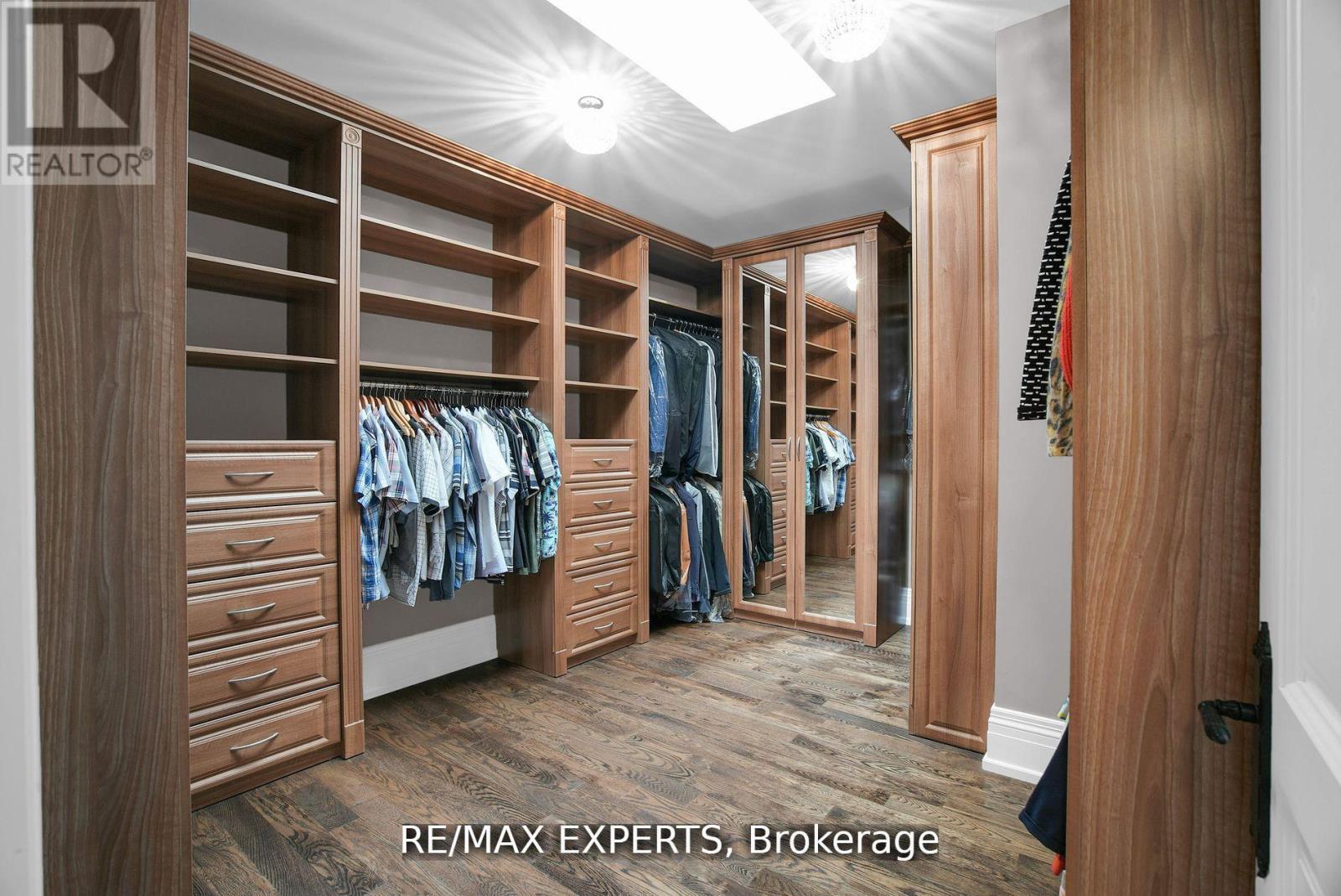 188 KING HIGH DRIVE - 31