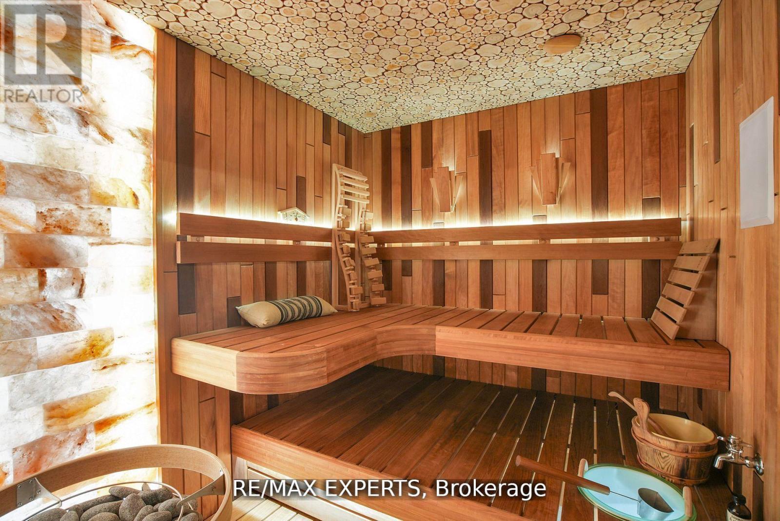 188 KING HIGH DRIVE - 47