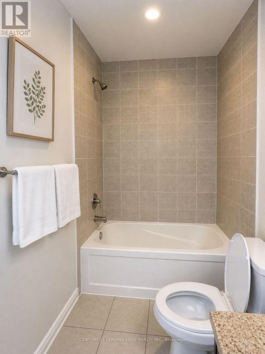 5 FUSILIER DRIVE - 12