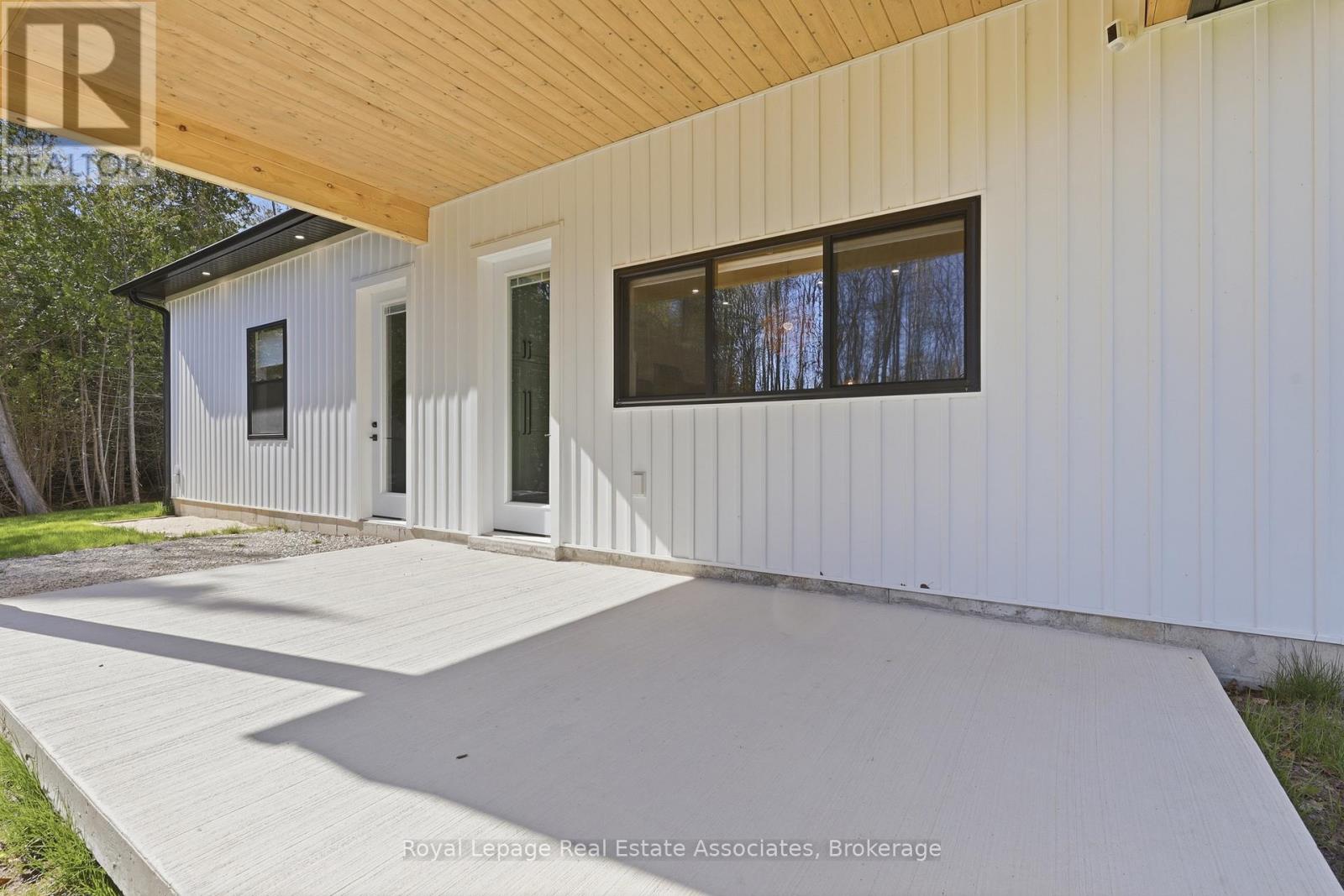 18 TAMARAC ROAD - 29
