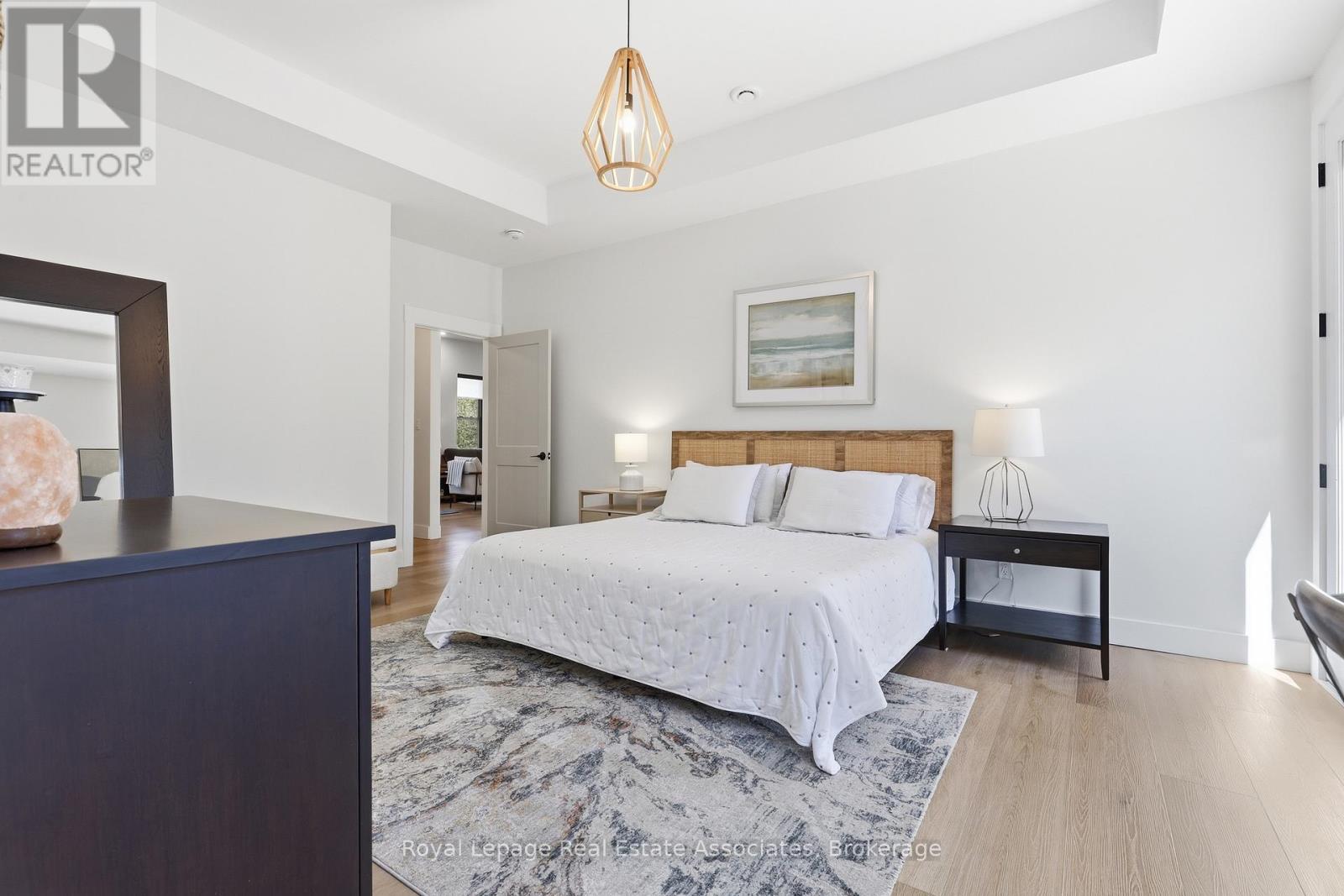 18 TAMARAC ROAD - 18