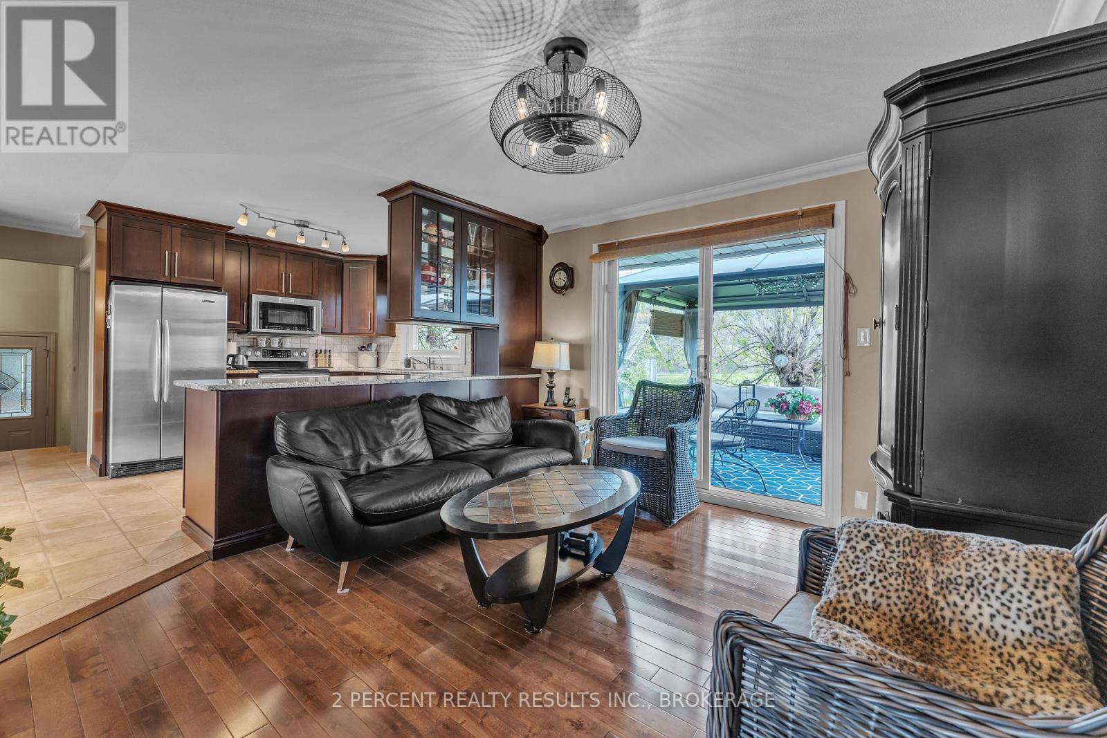 1055 CASEY ROAD - 9