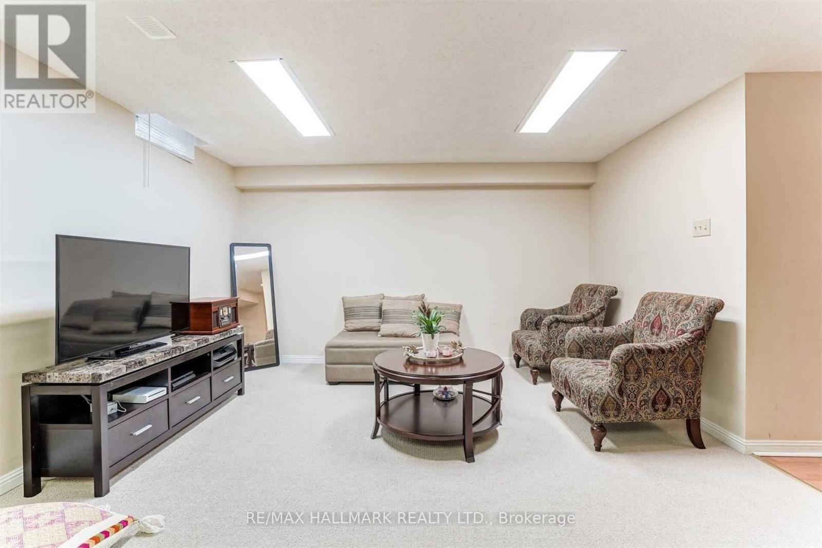 #17 2006 GLENADA CRESCENT - 20