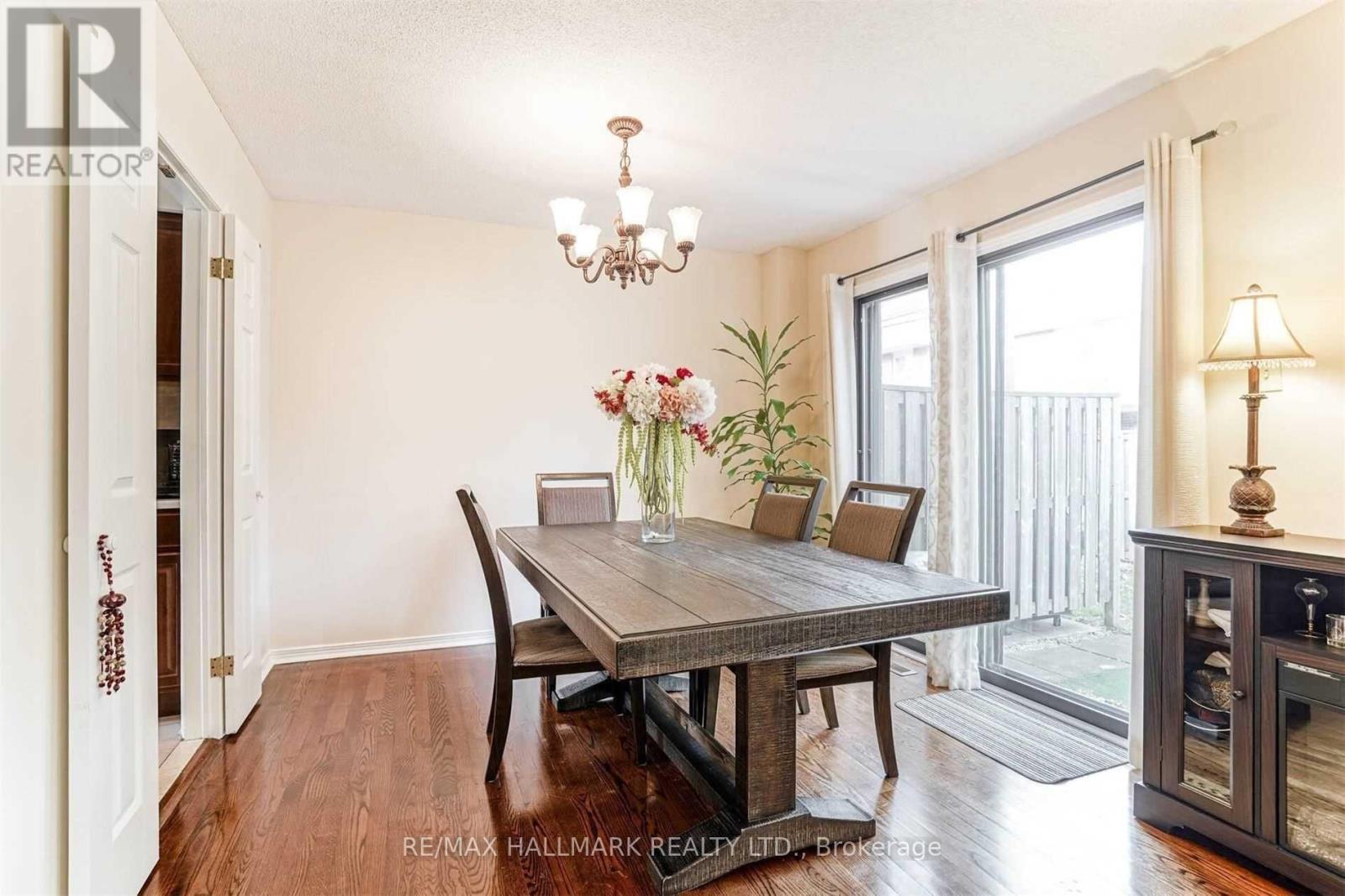 #17 2006 GLENADA CRESCENT - 5