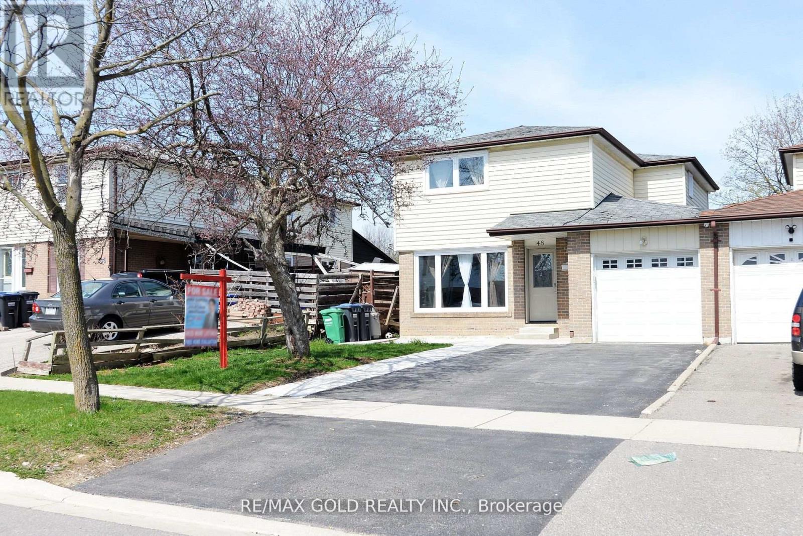 48 GARSIDE CRESCENT - 1