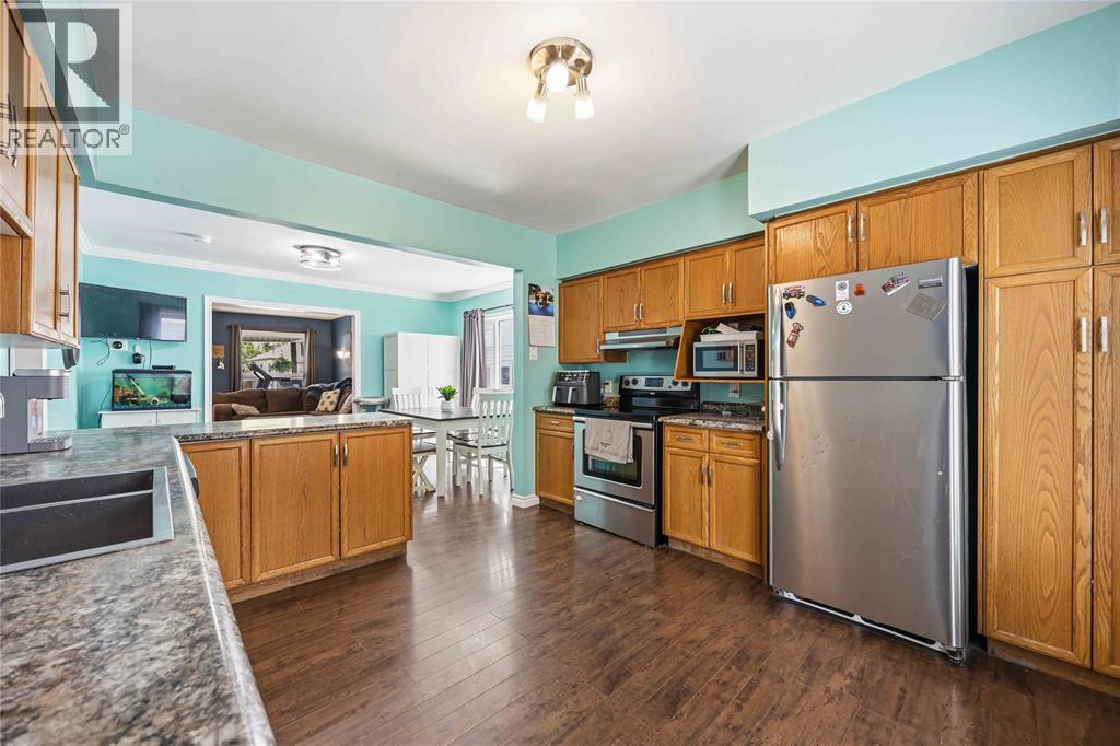 251 HARKNESS STREET - 15