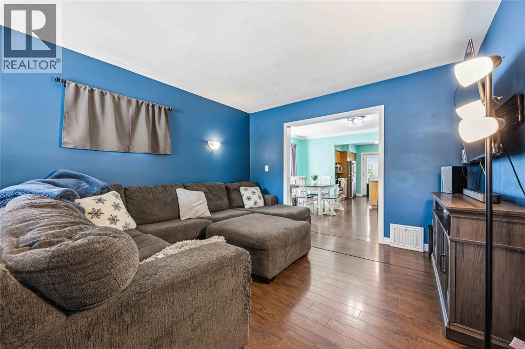 251 HARKNESS STREET - 8
