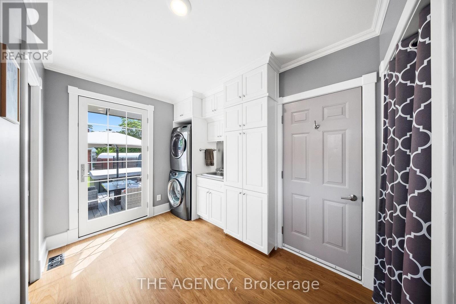 750 VINE STREET - 15