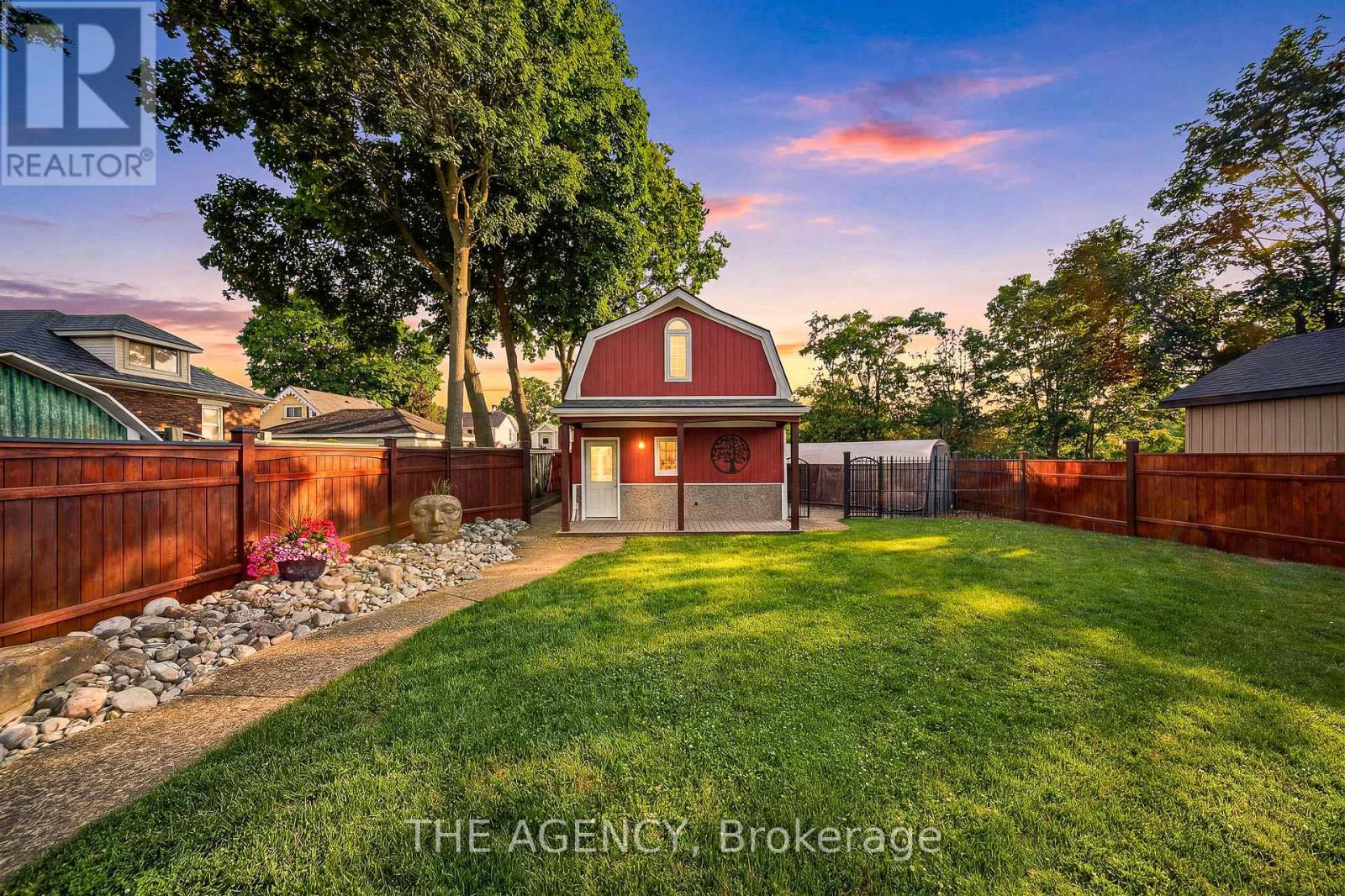 750 VINE STREET - 28