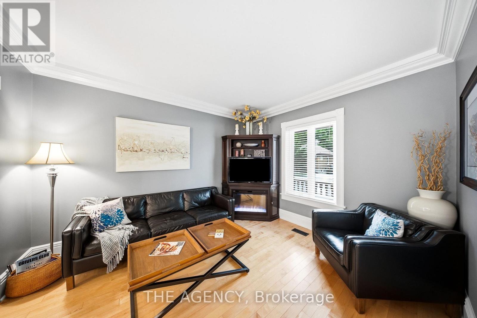 750 VINE STREET - 9