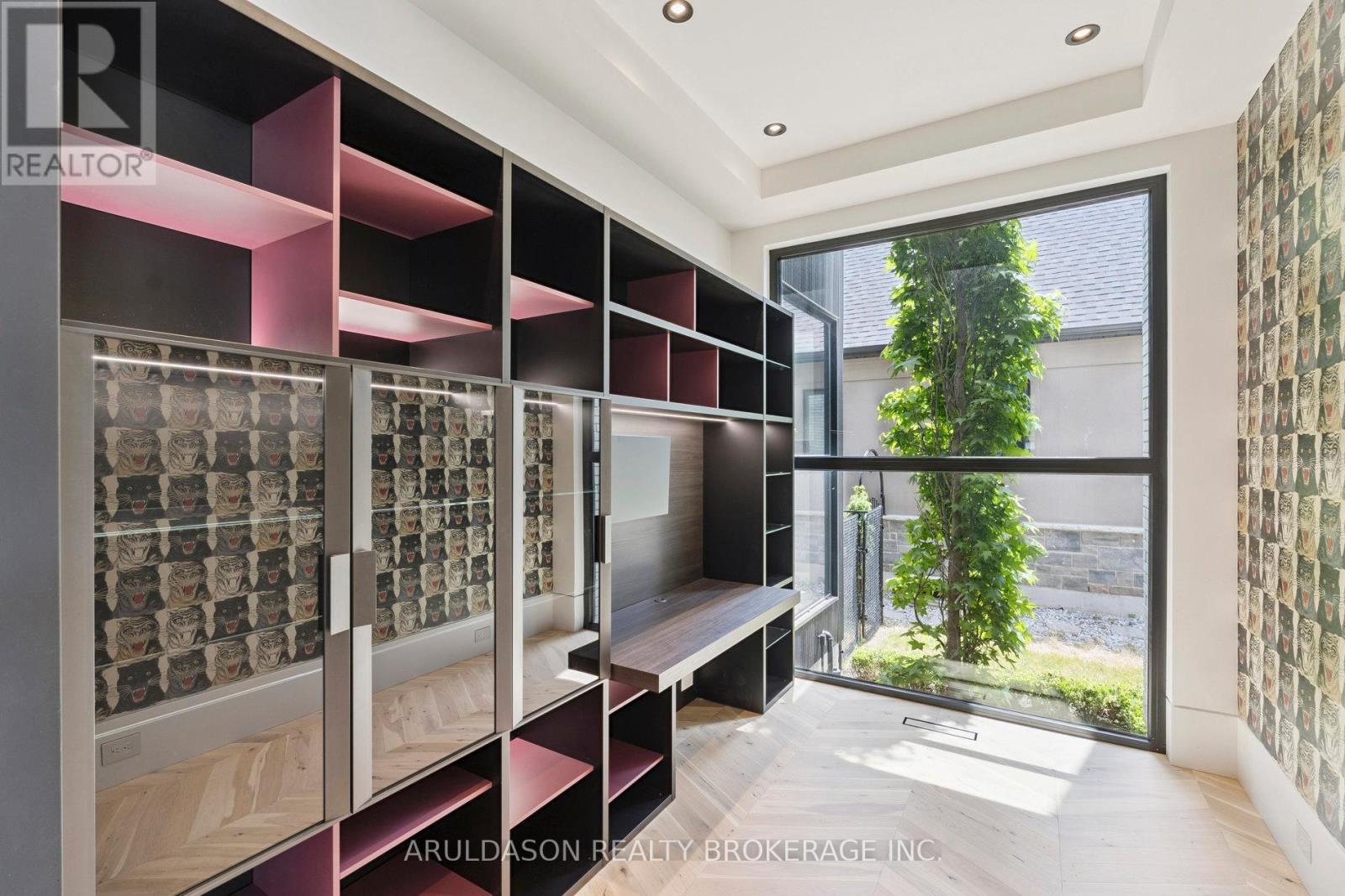 1135 BALFOUR STREET - 11