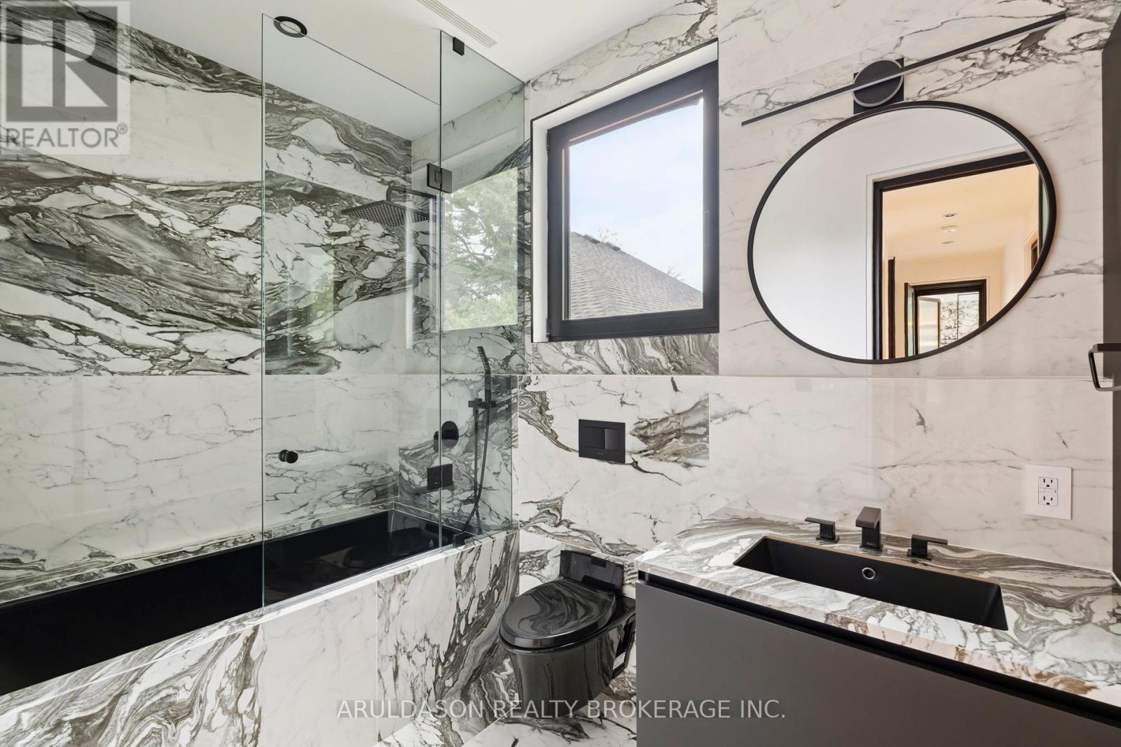 1135 BALFOUR STREET - 12