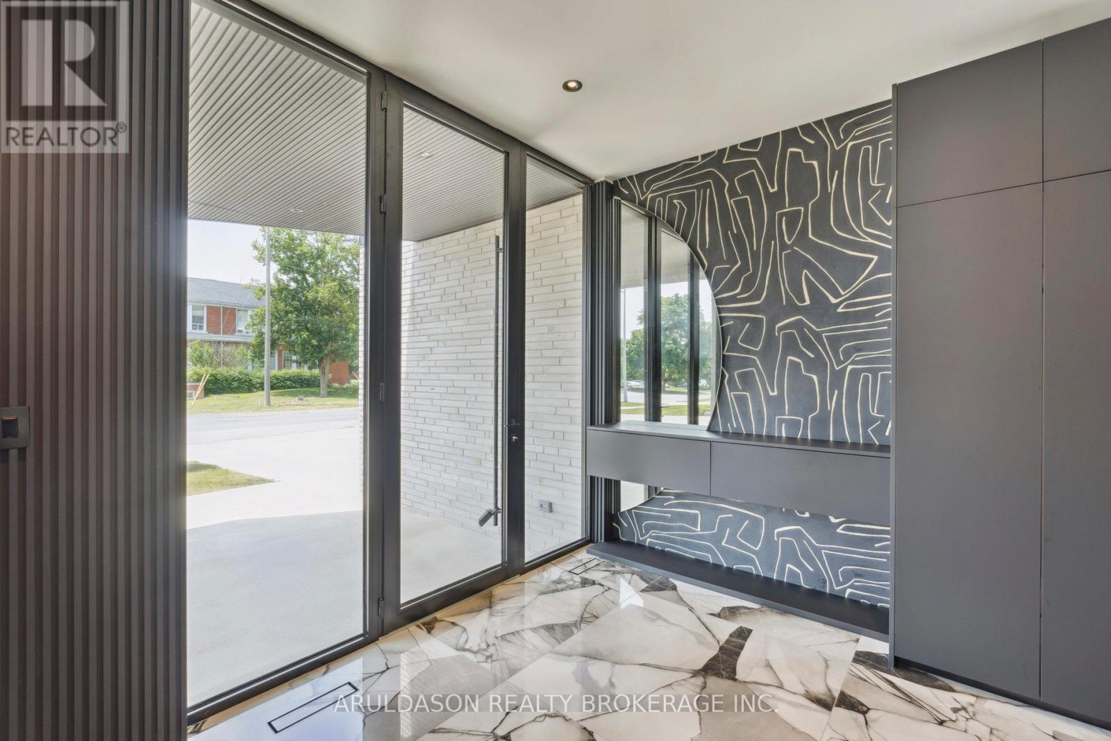 1135 BALFOUR STREET - 14