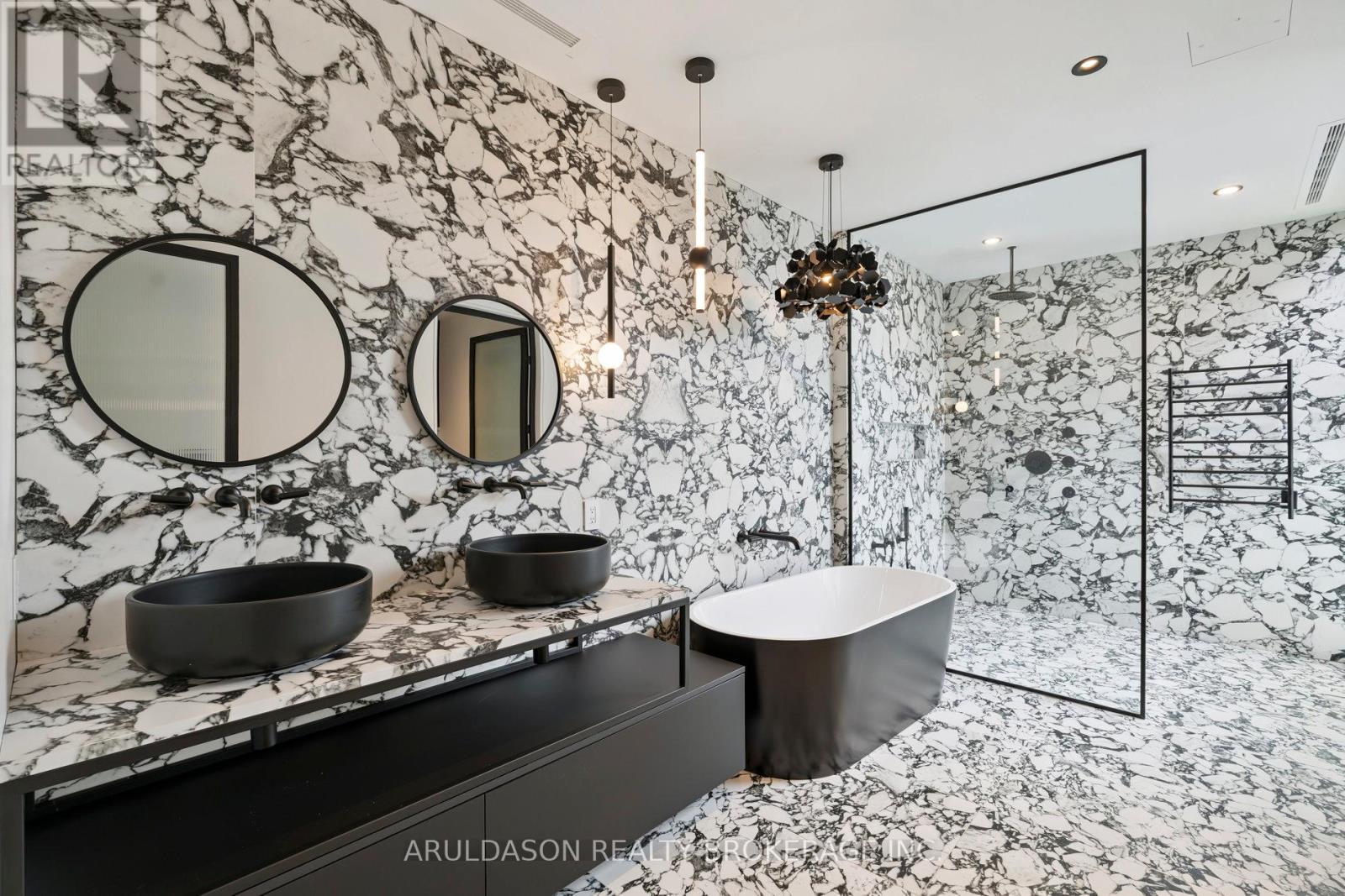 1135 BALFOUR STREET - 26