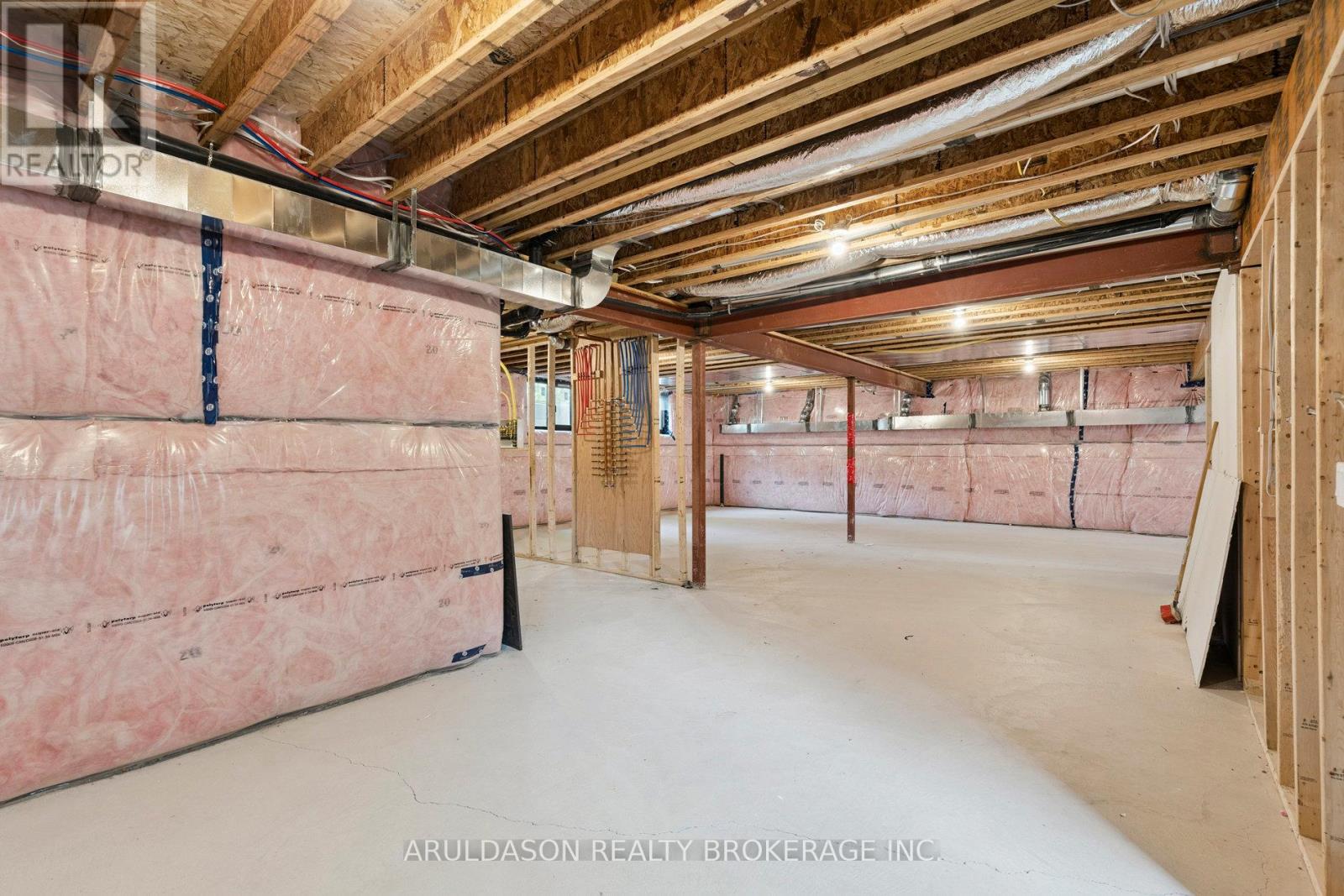 1135 BALFOUR STREET - 28
