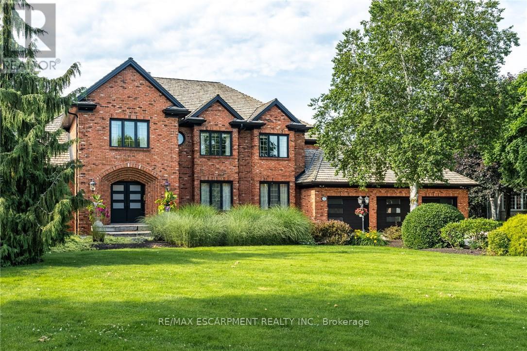 17 LOCHSIDE DRIVE - 16