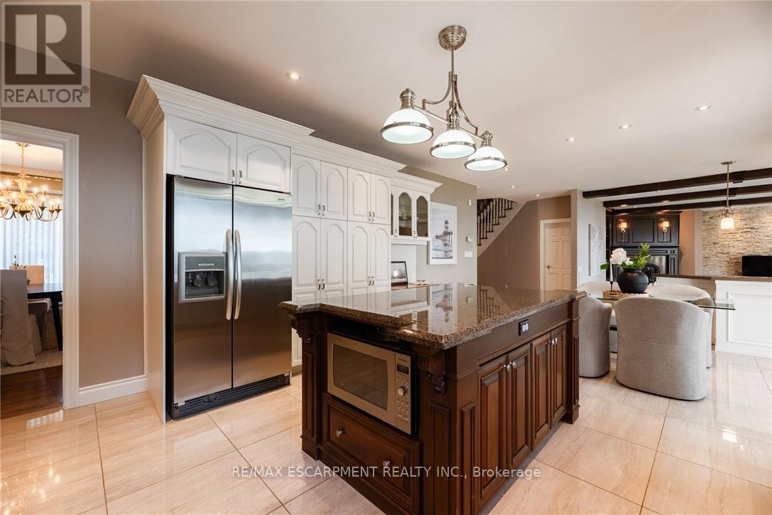 17 LOCHSIDE DRIVE - 30