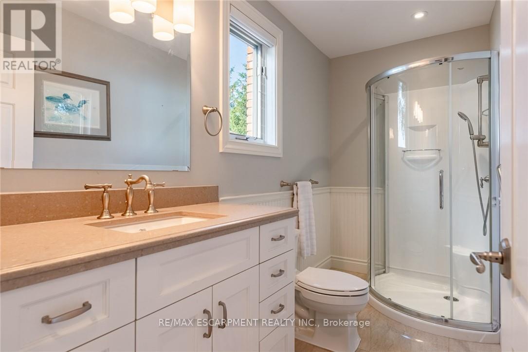 17 LOCHSIDE DRIVE - 35