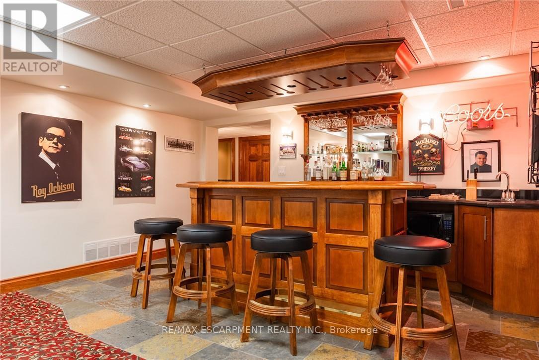17 LOCHSIDE DRIVE - 48