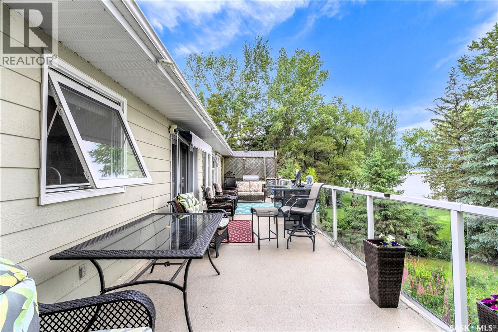 37 McCrimmon CRESCENT - 32