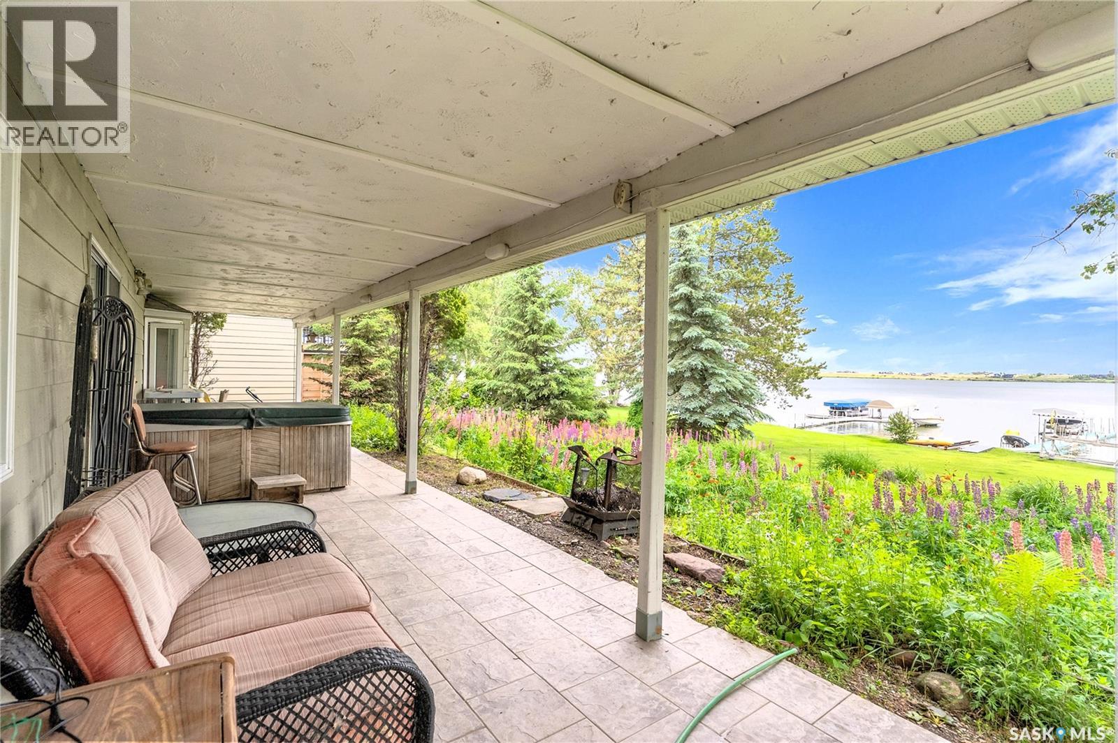 37 McCrimmon CRESCENT - 34