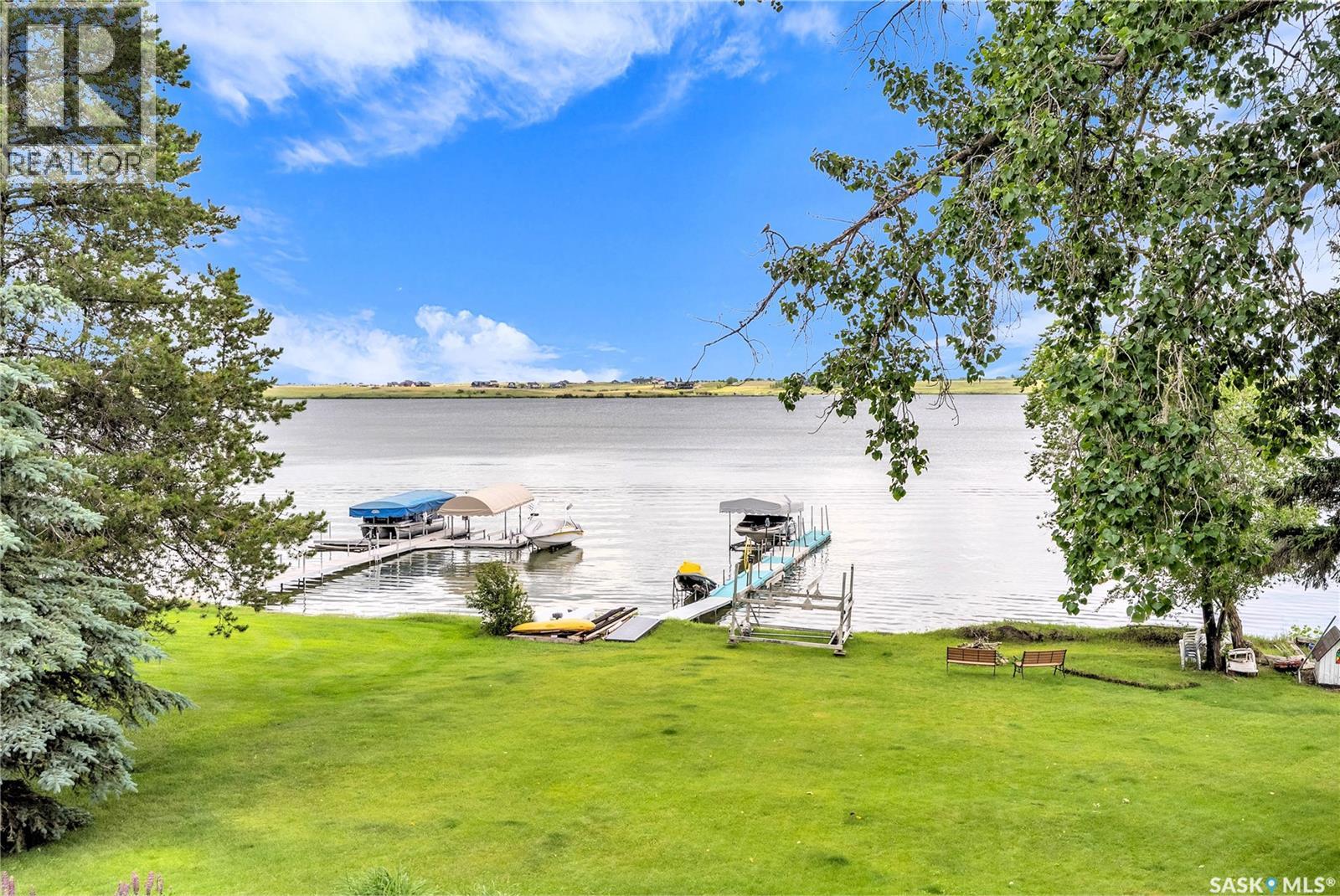 37 McCrimmon CRESCENT - 36