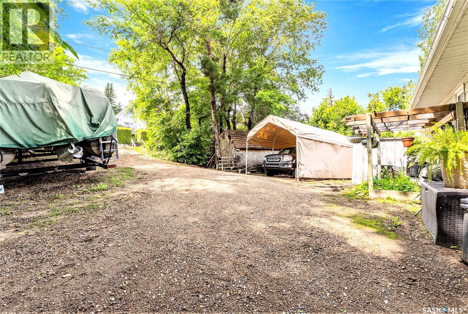 37 McCrimmon CRESCENT - 41