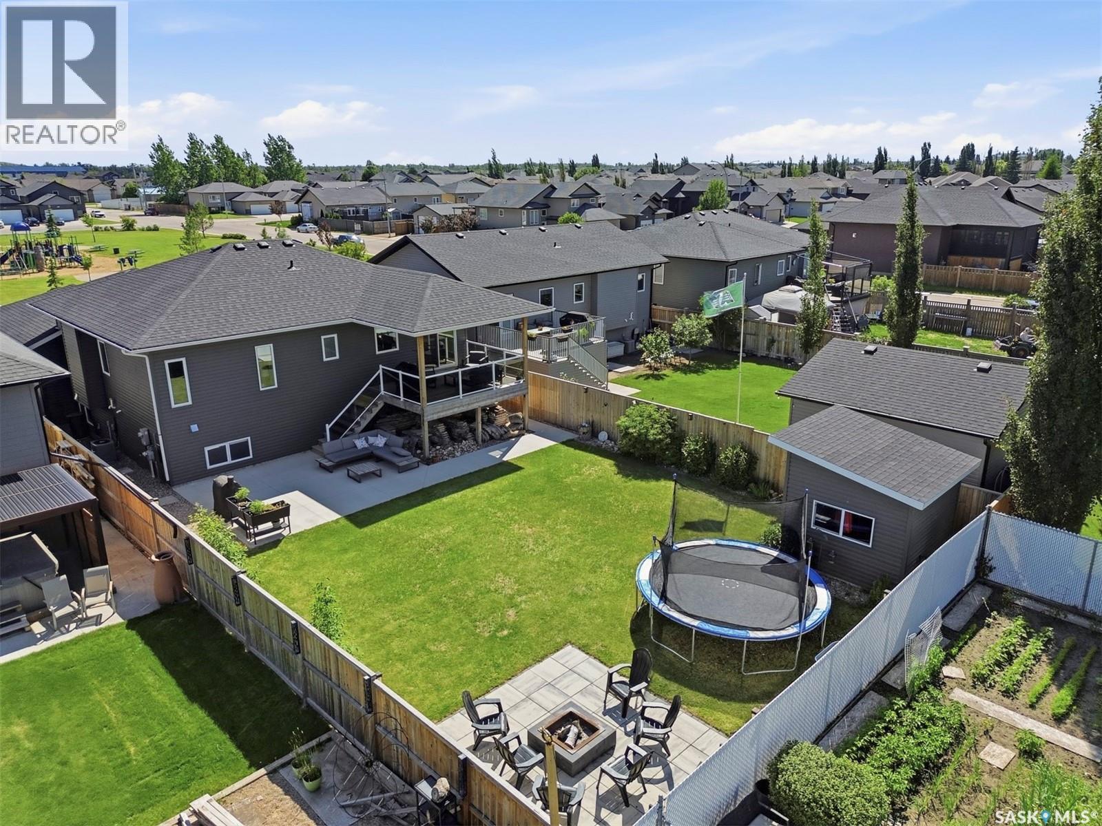 905 Salmon WAY — photo 40