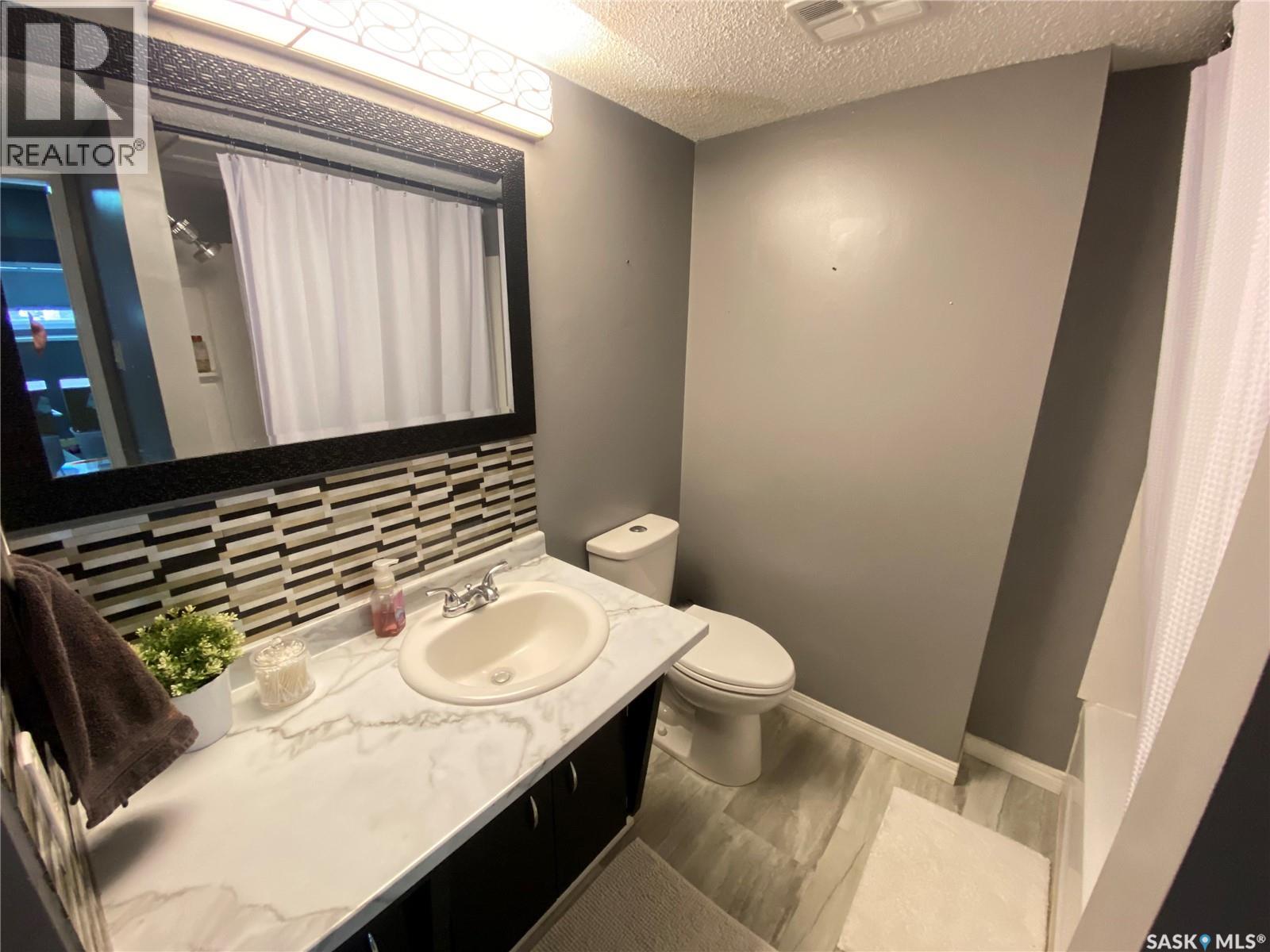 109 Stewart CRESCENT - 23