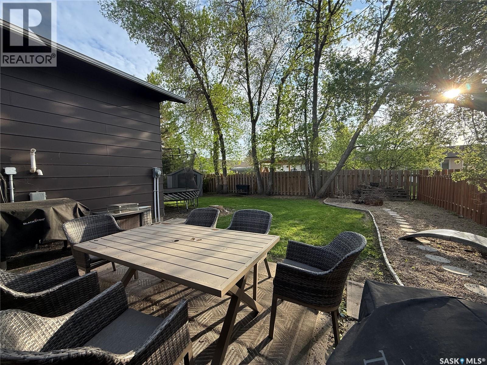 109 Stewart CRESCENT - 27