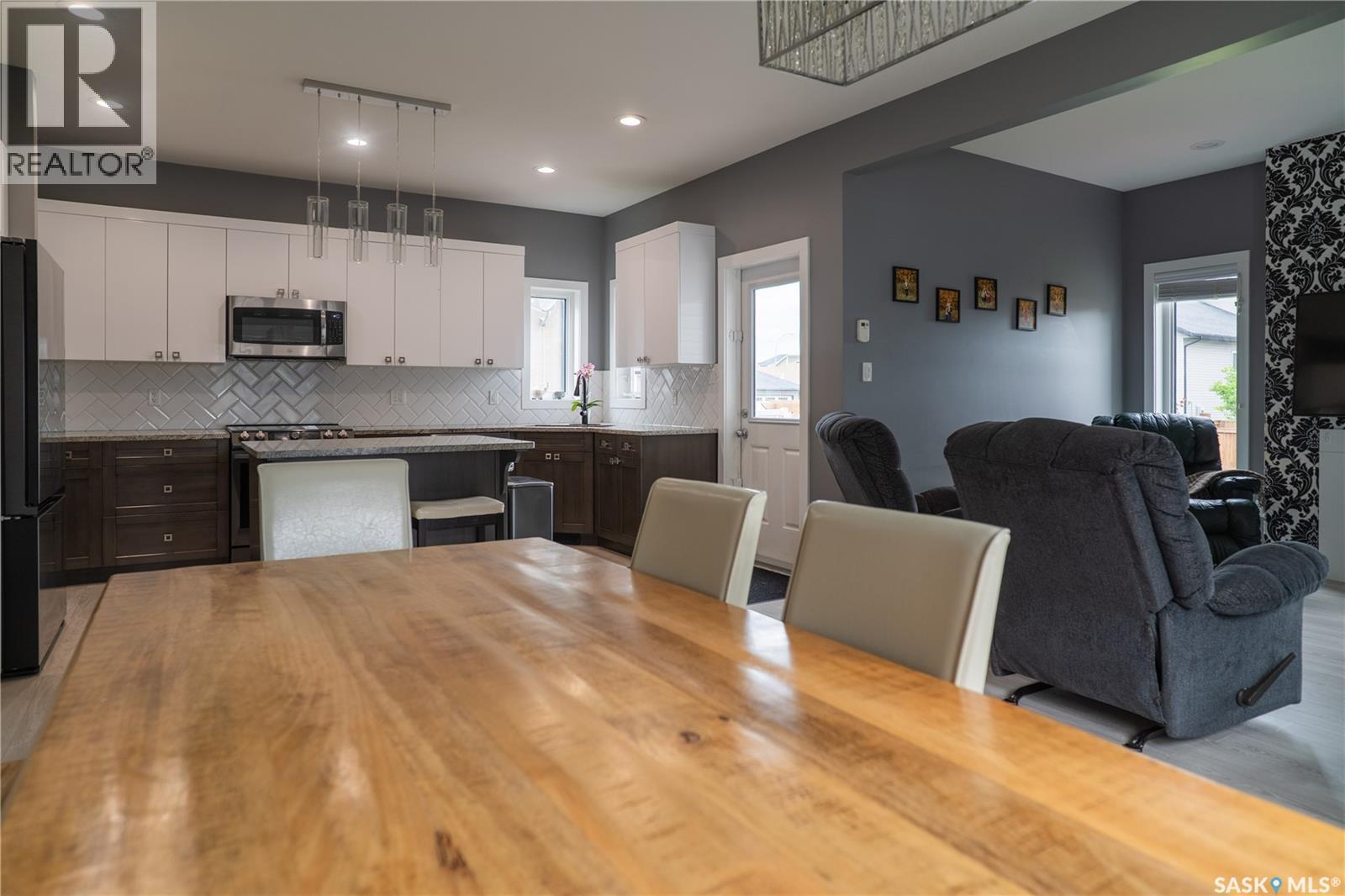 605 Cherry COURT — photo 15