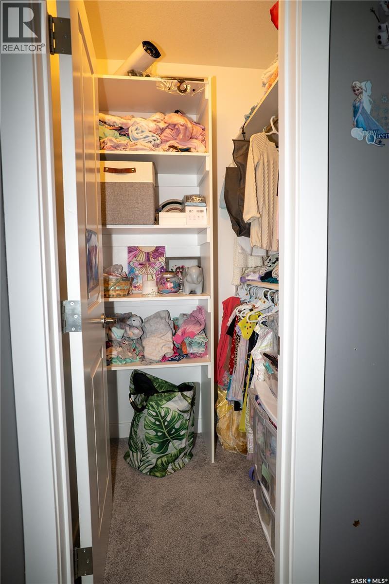605 Cherry COURT — photo 33