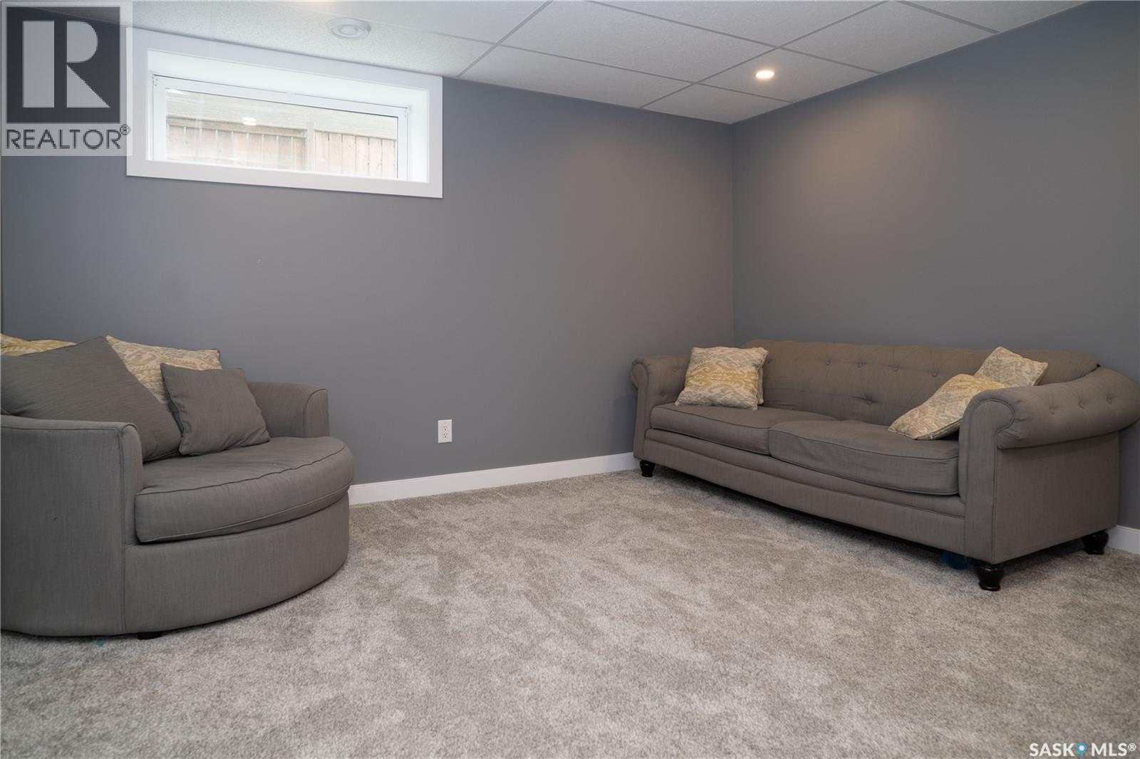 605 Cherry COURT — photo 48
