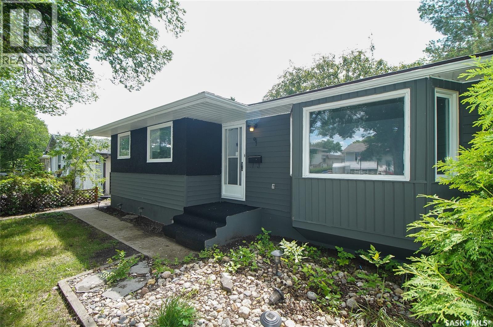 61 Bannister AVENUE - photo 3