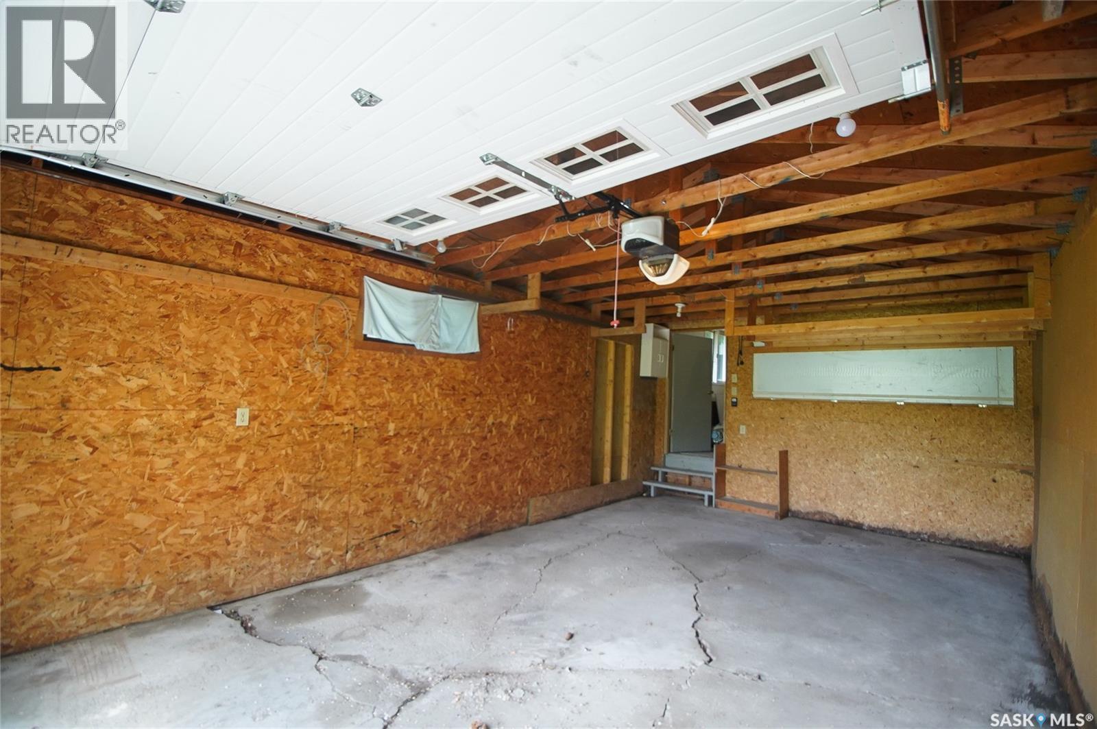 61 Bannister AVENUE — photo 37