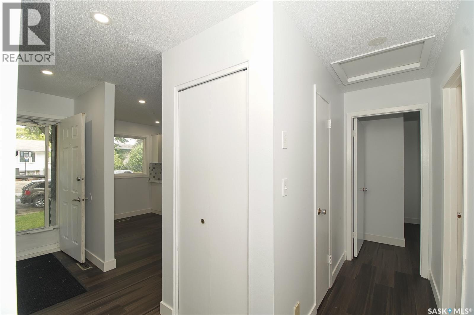 61 Bannister AVENUE — photo 6