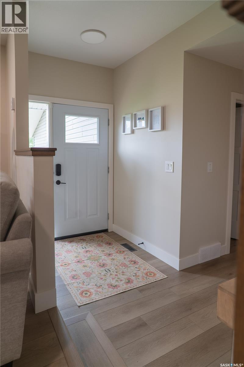 4052 Taylor STREET E — photo 14